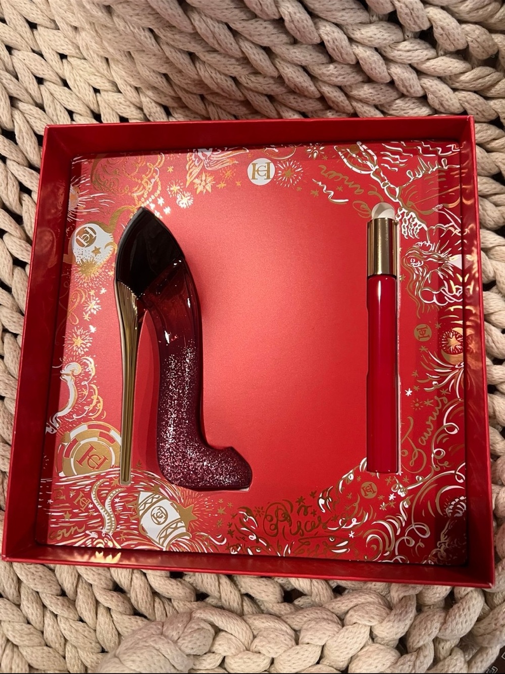 Carolina Herrera Very Good Girl Perfume set Limited Edition Sold-out
